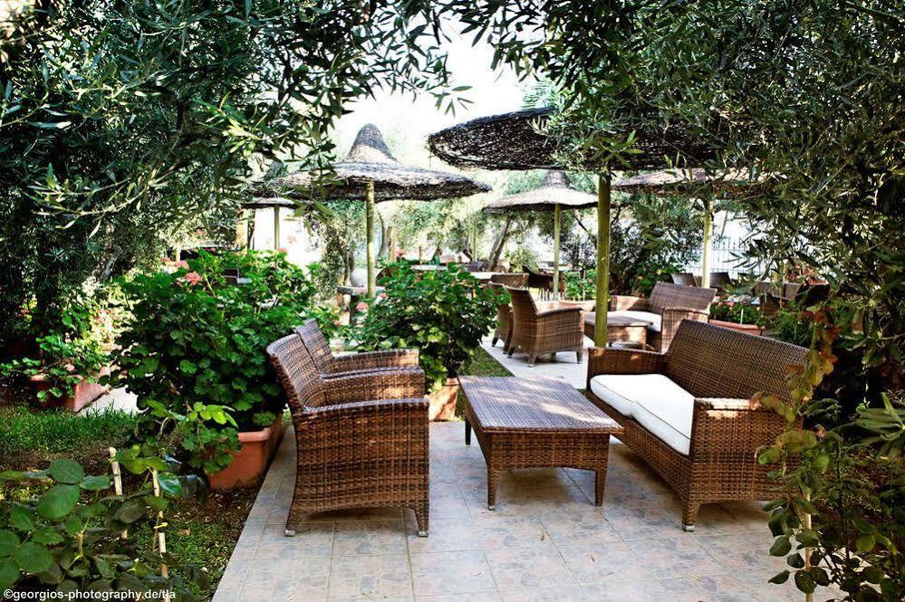 Martha'S Haus Hotel Gerakini Luaran gambar
